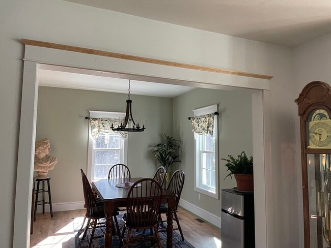 Building Photo - 1 Lamoureux Ln