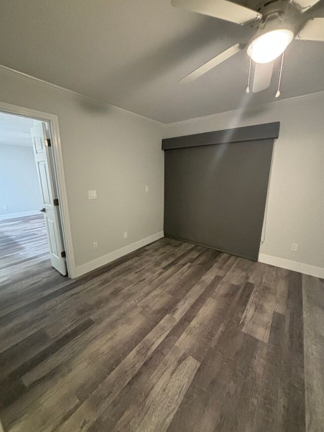 Building Photo - Location, Lifestyle, and Luxury
