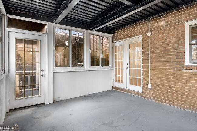 Building Photo - 1101 Collier Rd NW