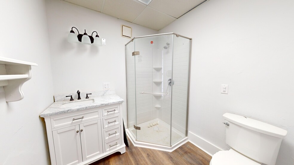 Building Photo - 4124 s washington st