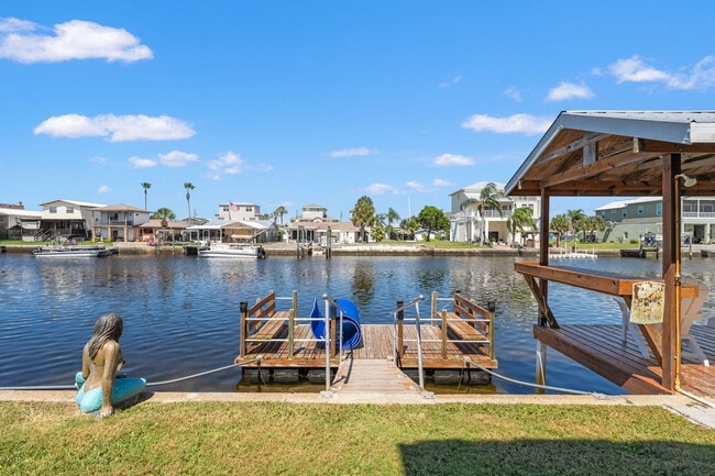 Building Photo - 3357 Minnow Creek Dr