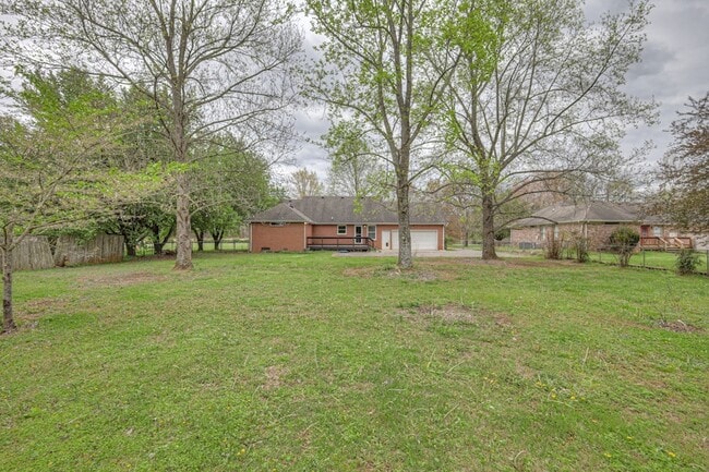 Building Photo - 5020 Old Salem Rd