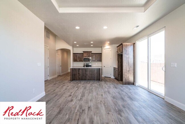 Building Photo - Single Family Home in Hurricane with an attached Casita!