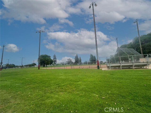 Building Photo - 928 S Bon View Ave