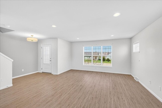 Building Photo - 1045 Range Trail