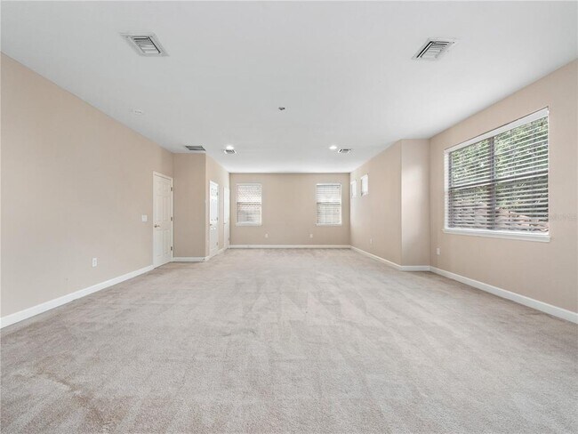 Building Photo - 488 Chelsea Ave