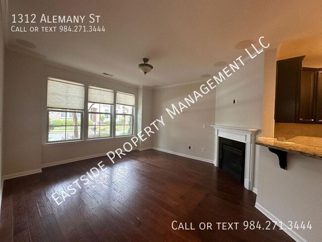 Building Photo - 1312 Alemany St