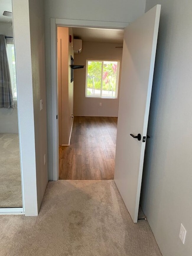 Building Photo - 1-Bdrm/1-Bath Ground Level End-unit w/ 2-Assigned Tandem Parking
