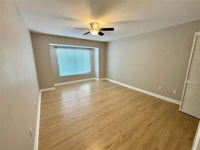 Building Photo - 58 Rumson Ct