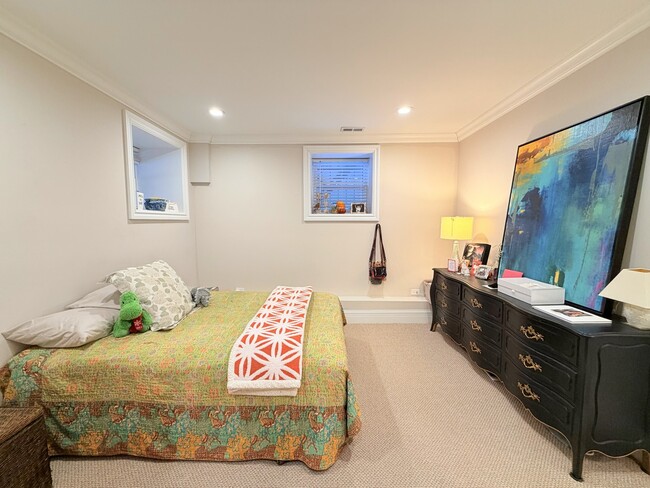 Building Photo - 3646 N Fremont St