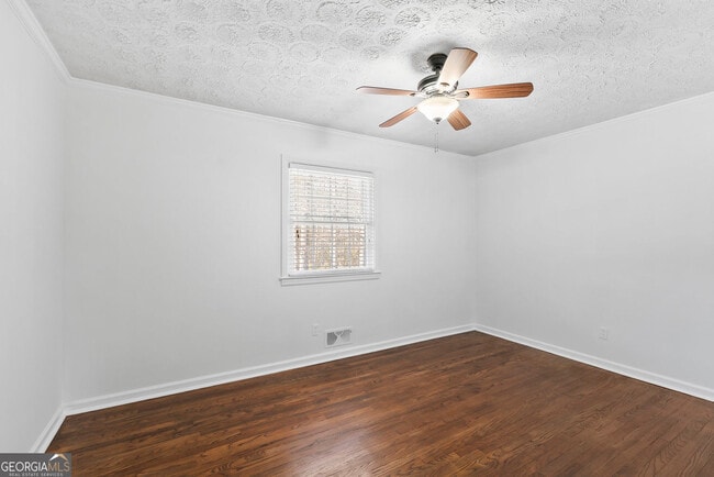 Building Photo - 4205 S Hurt Rd SW