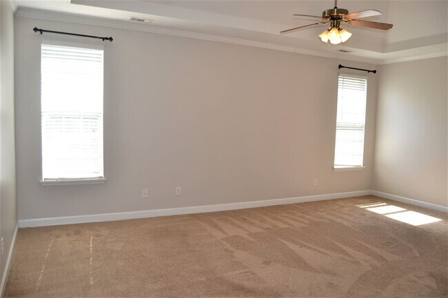 Building Photo - 351 Barnsley Dr