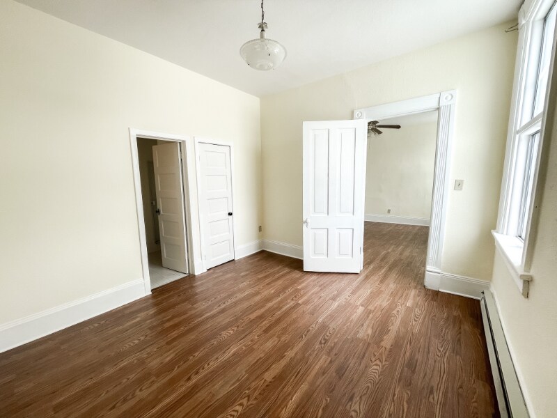 Building Photo - 405 Morgan St