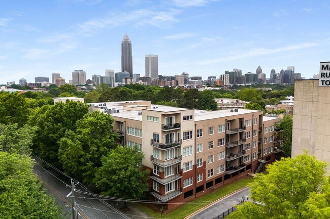 Building Photo - 384 Ralph McGill Blvd NE