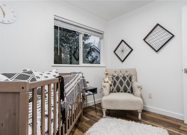 Building Photo - 9250 15th Ave SW