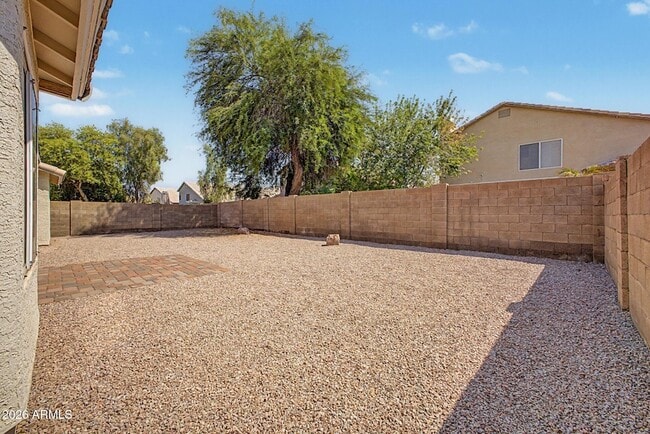 Building Photo - 851 W Palo Verde St