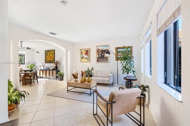 Building Photo - 7726 SW 193rd Ln