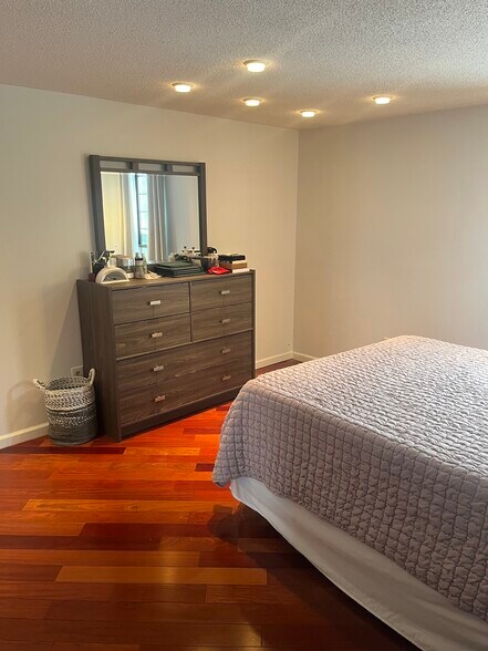 Upstair Bedroom - 23 Horizon Hill Rd