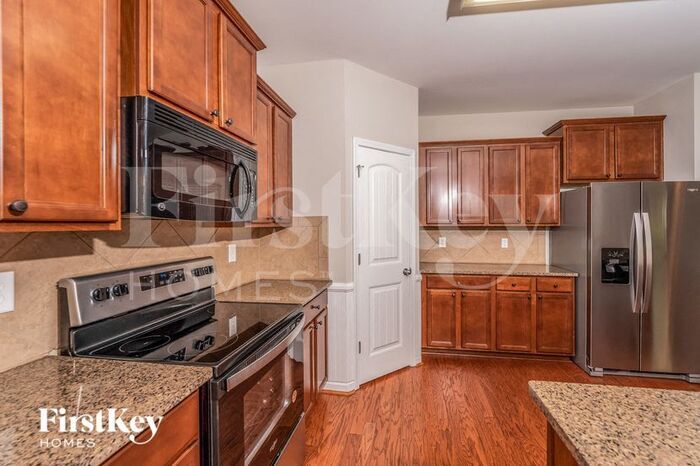Building Photo - 623 Dulion Dr
