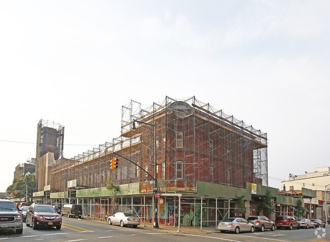 Building Photo - 594 Bushwick Ave