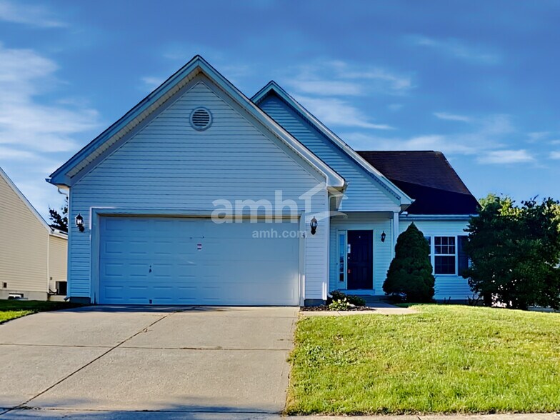 Primary Photo - 1371 Stableview Cir