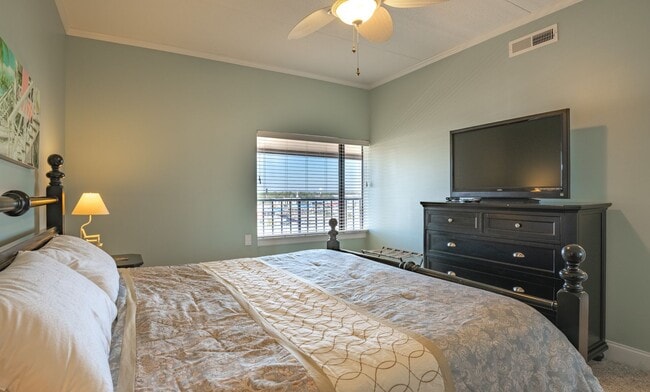 Building Photo - PLAN AND SECURE YOUR WINTER GETAWAY NOW, W...