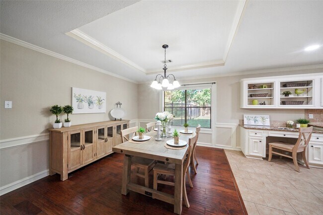 Building Photo - 7415 Revelwood Dr