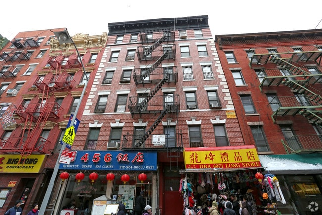 Building Photo - 69-71 Mott St