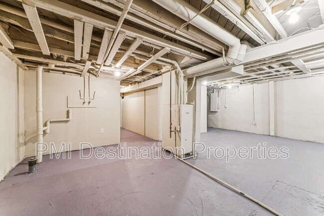 Building Photo - 4041 Ruby Ave