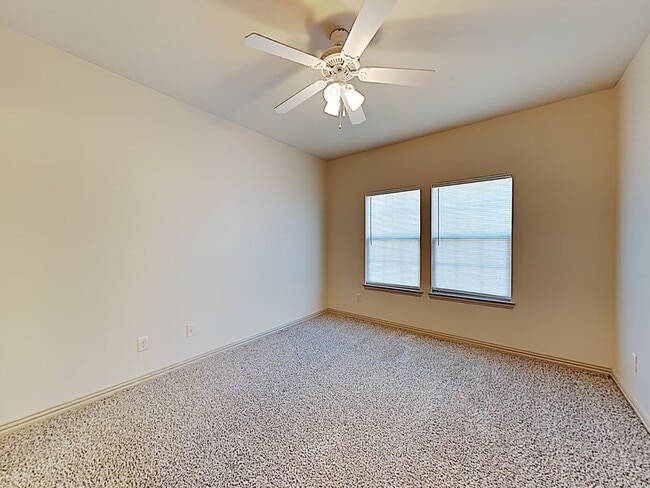 Building Photo - 1540 Aldra Dr