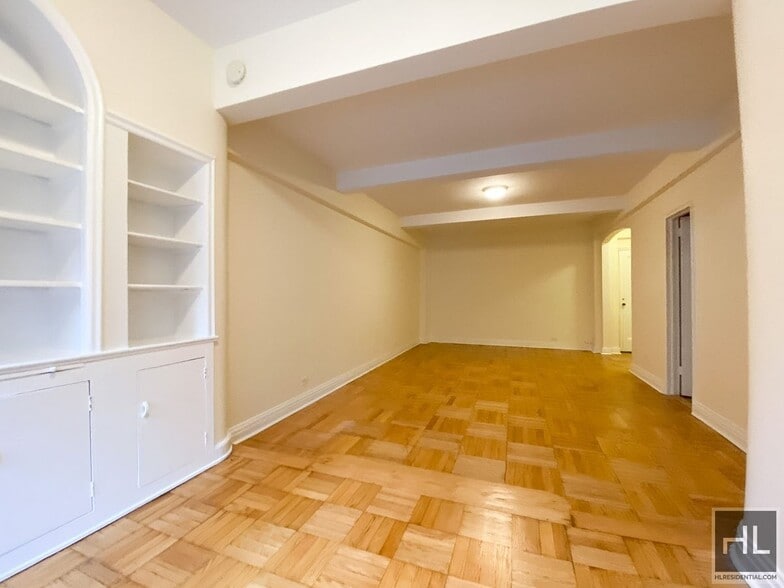 Building Photo - EAST 56 STREET