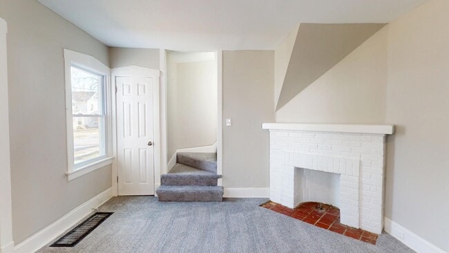 Building Photo - Cudell / West Boulevard Area - 3 bedroom/1...