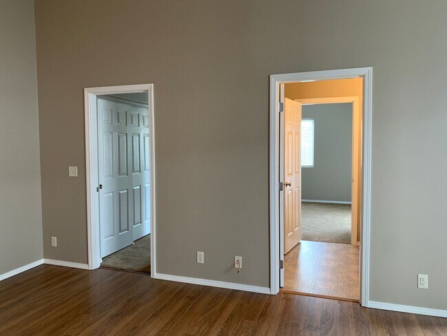 Building Photo - 16687 Shaw Pine Ct