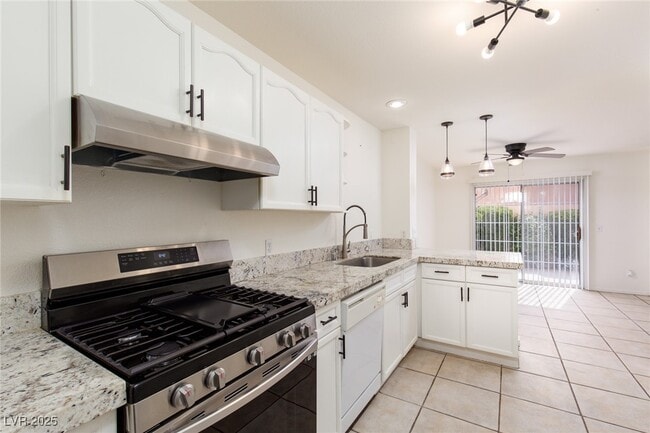 Building Photo - 8440 Indigo Sky Ave