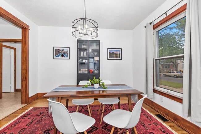 Building Photo - 1355 Bemis St SE