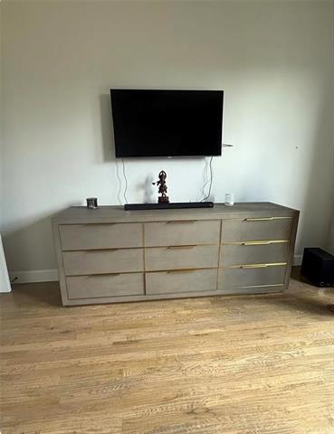 Building Photo - 8441 Wembley