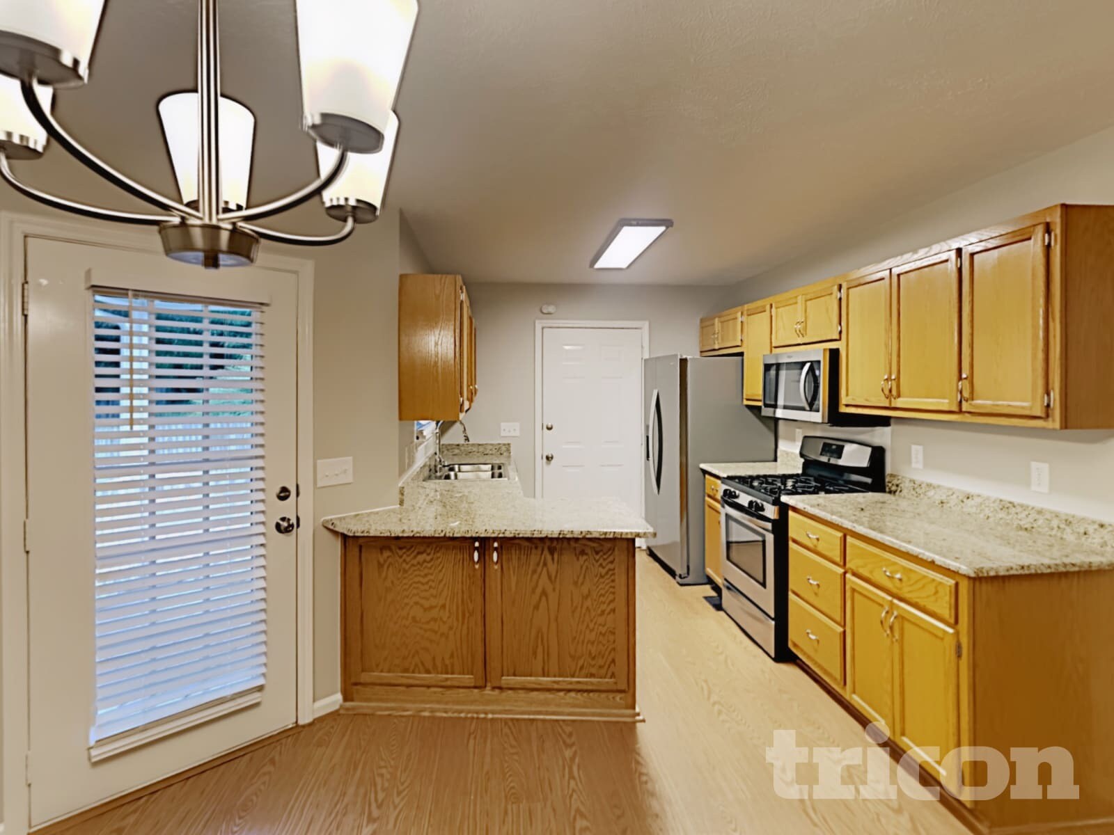 Building Photo - 712 Paige Ct