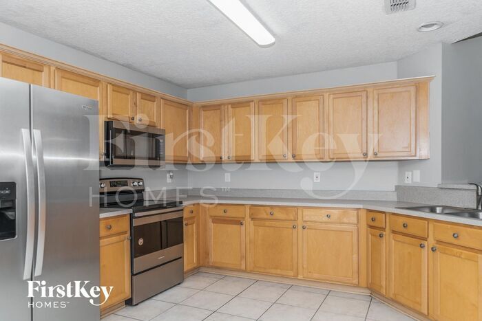 Building Photo - 1715 Moss Creek Dr