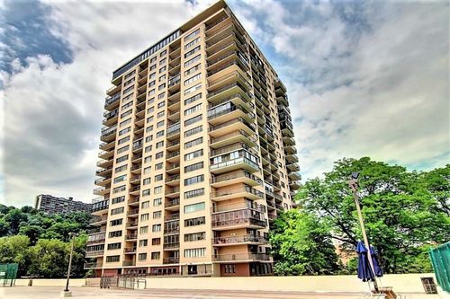 Building Photo - 1203 River Rd