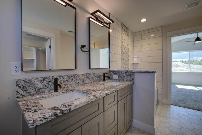 Building Photo - 1621 Serenity Ln