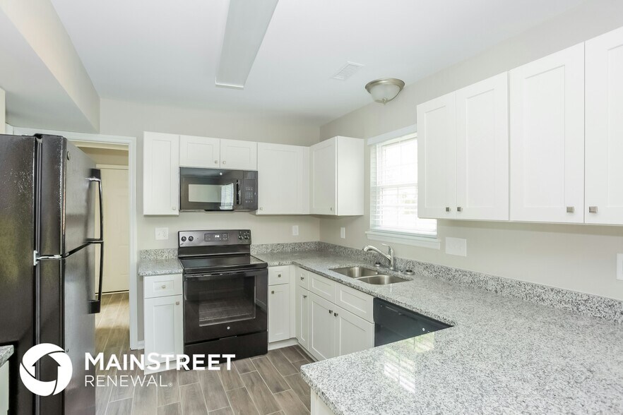 Building Photo - 9339 Amy Dr