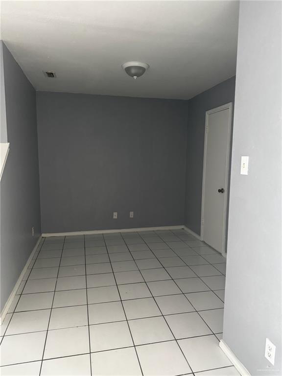 Building Photo - 4 West Dr