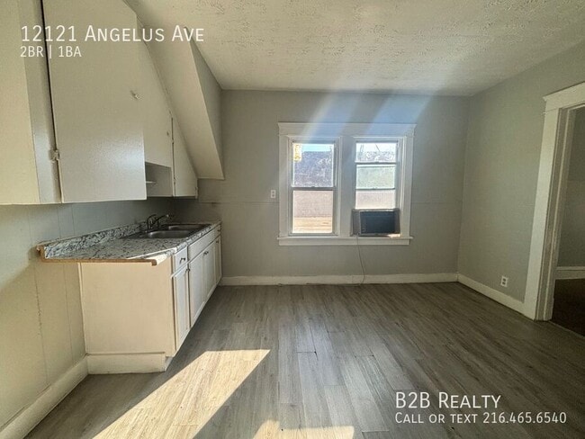 Building Photo - 12121 Angelus Ave