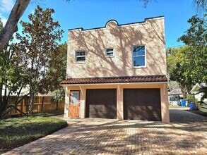 Building Photo - [837/839] Johnson Ave
