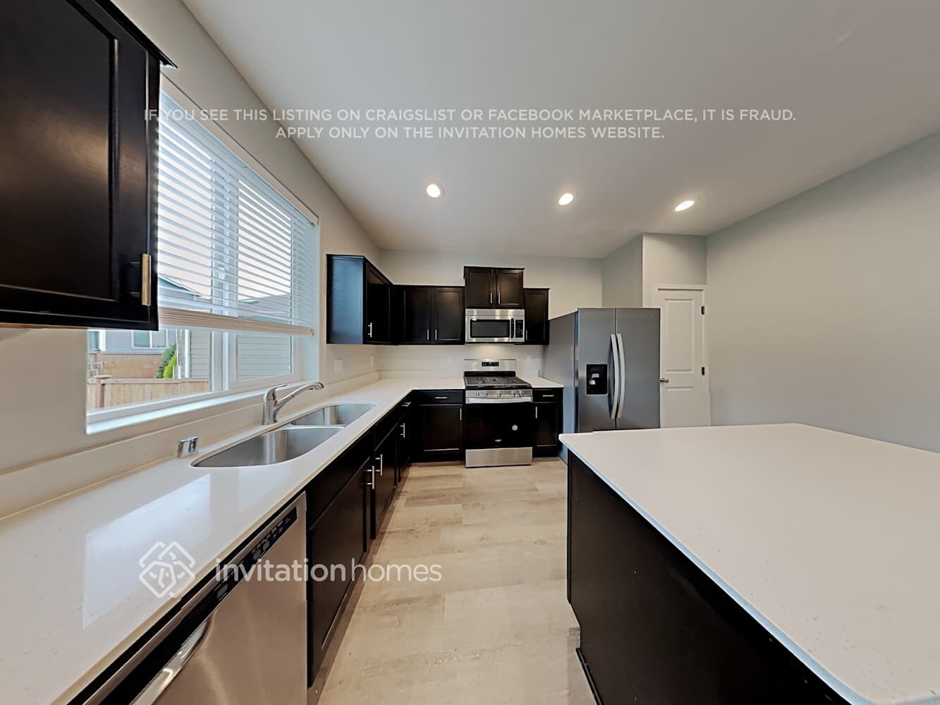 Building Photo - 9012 171st St NE