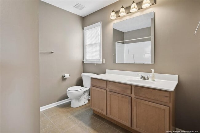 Building Photo - 7132 Summerlin Dr
