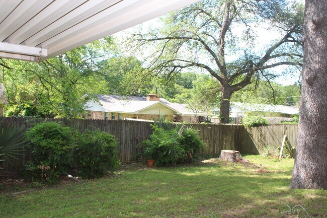 Building Photo - 3012 Tower Dr