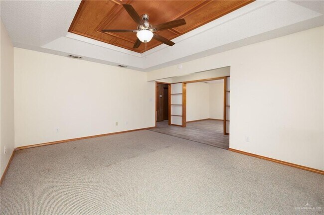 Building Photo - 22 8th