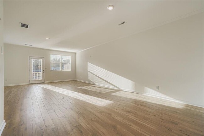 Building Photo - 6221 Honeybell Aly