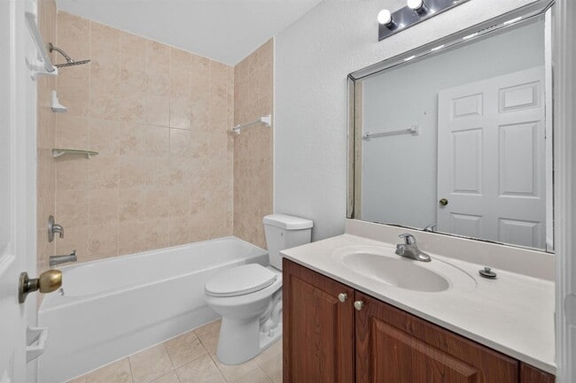 Building Photo - 5732 SW 162nd Pass